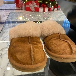 UGG slip on shoes size 8